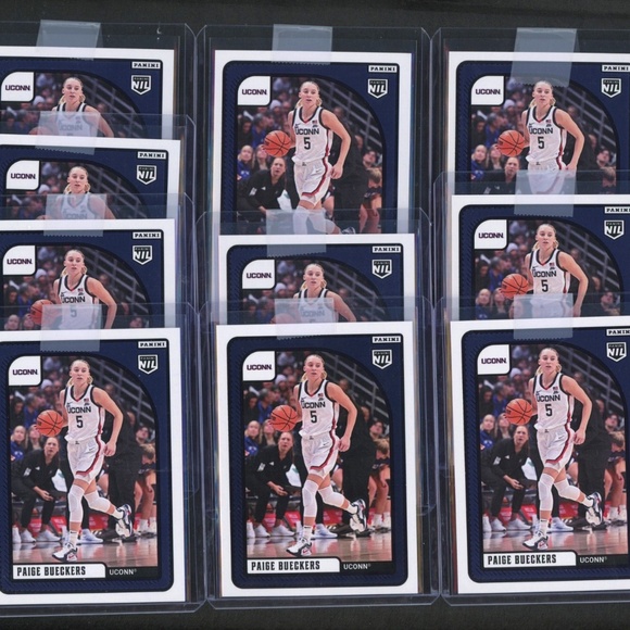 (Lot of 10) Paige Bueckers 2024-25 Panini NIL UConn Women's Basketball Card #30 - Picture 1 of 2